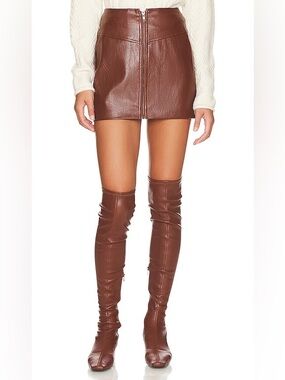 ASTR THE LABEL Tracy Mini Skirt in Brown Faux Leather Front Zipper